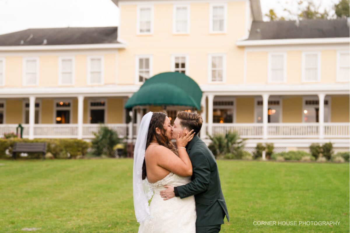 Lakeside Inn Wedding